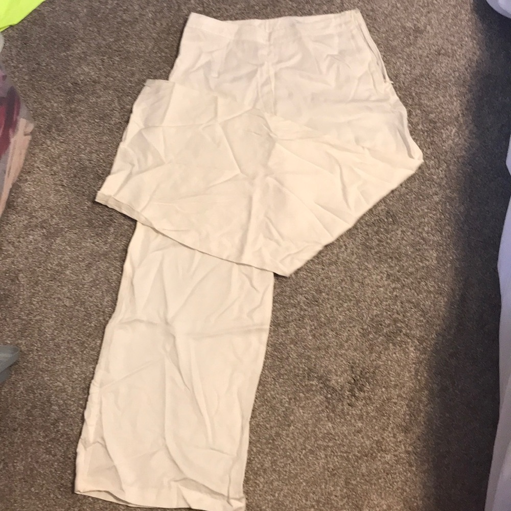 White wide leg pants